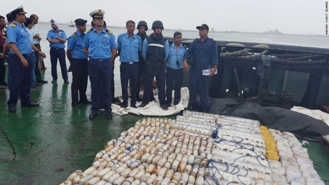 インド西部沖合の商船からヘロイン１．５トンを押収＝インド沿岸警備隊
